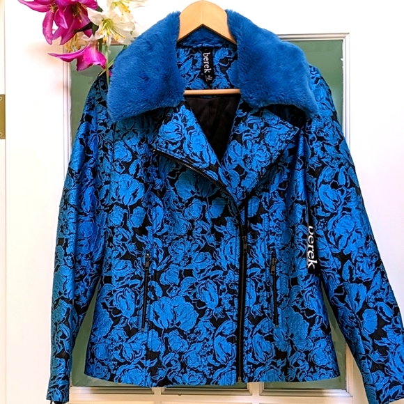 berek Jackets & Blazers - 👑 berek Brocade Pop Jacket 👑